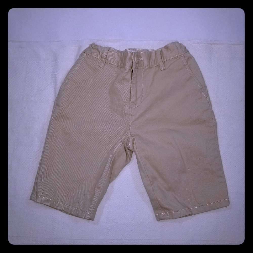 Children's place  girls sz 8 khaki shorts NWOT